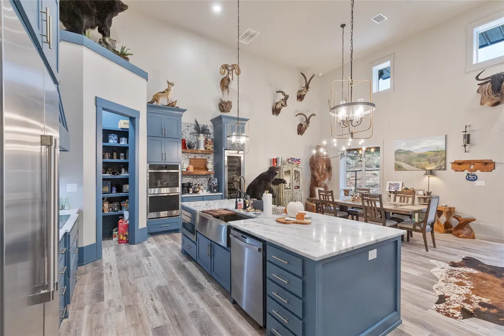 CR 290 Blackwell, TX 79506