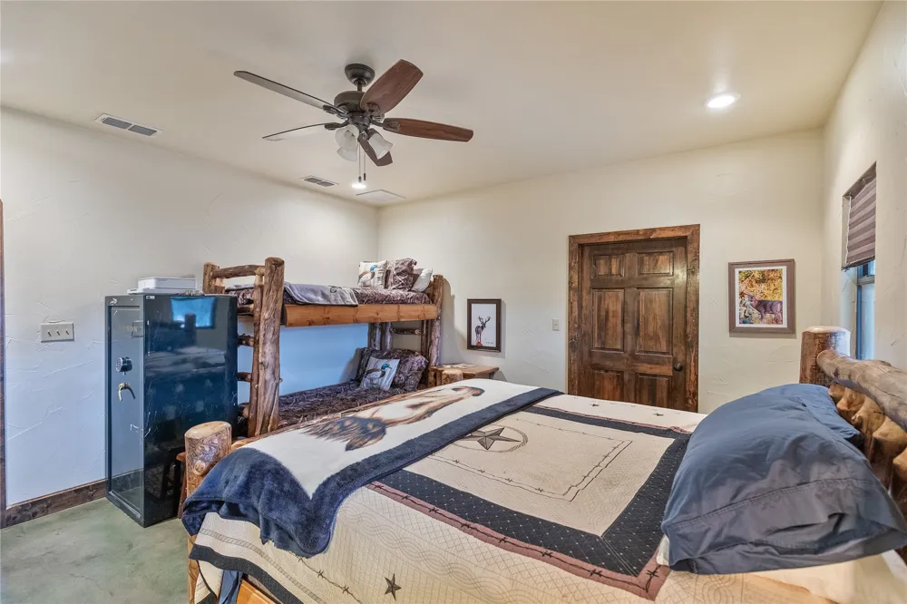 CR 290 Blackwell, TX 79506