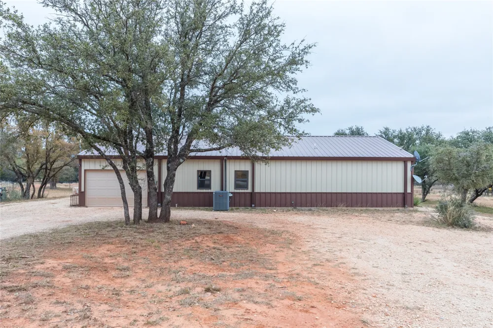 CR 290 Blackwell, TX 79506