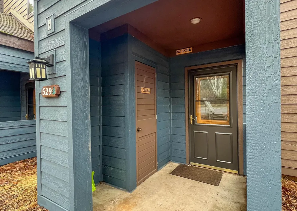 529 Moose Mountain Drive Lutsen, MN 55615