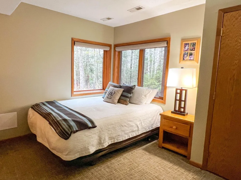 529 Moose Mountain Drive Lutsen, MN 55615