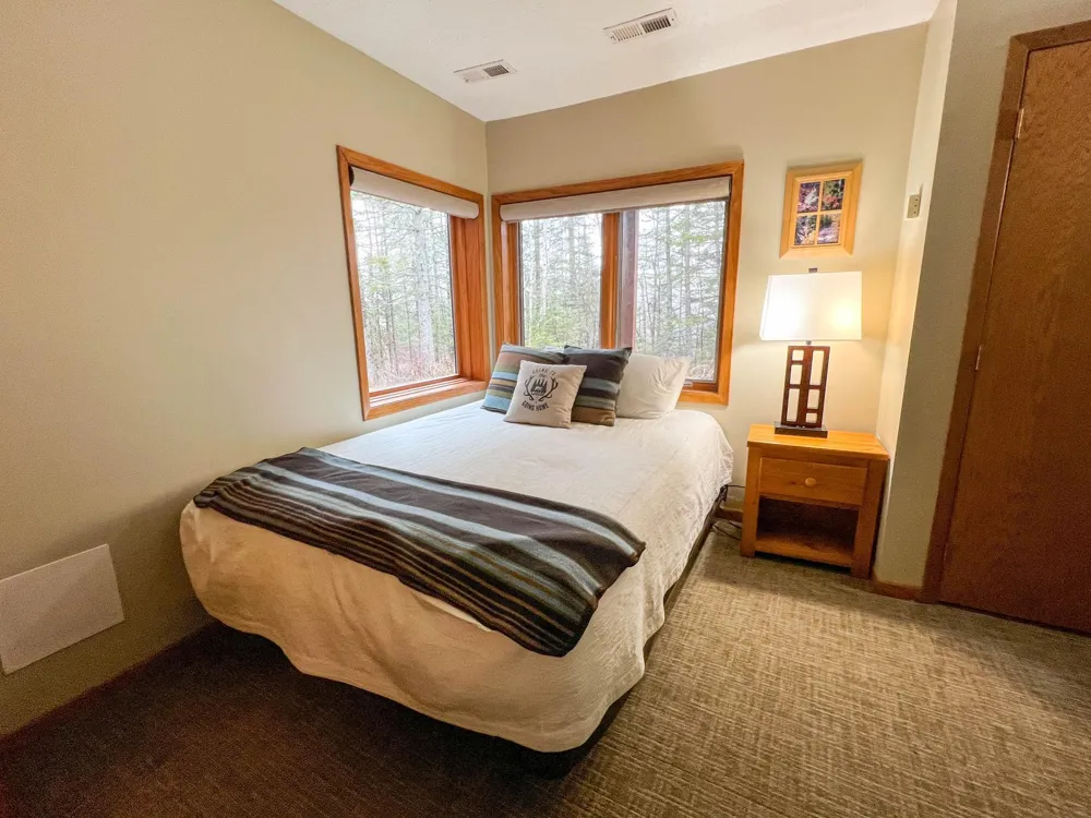 529 Moose Mountain Drive Lutsen, MN 55615