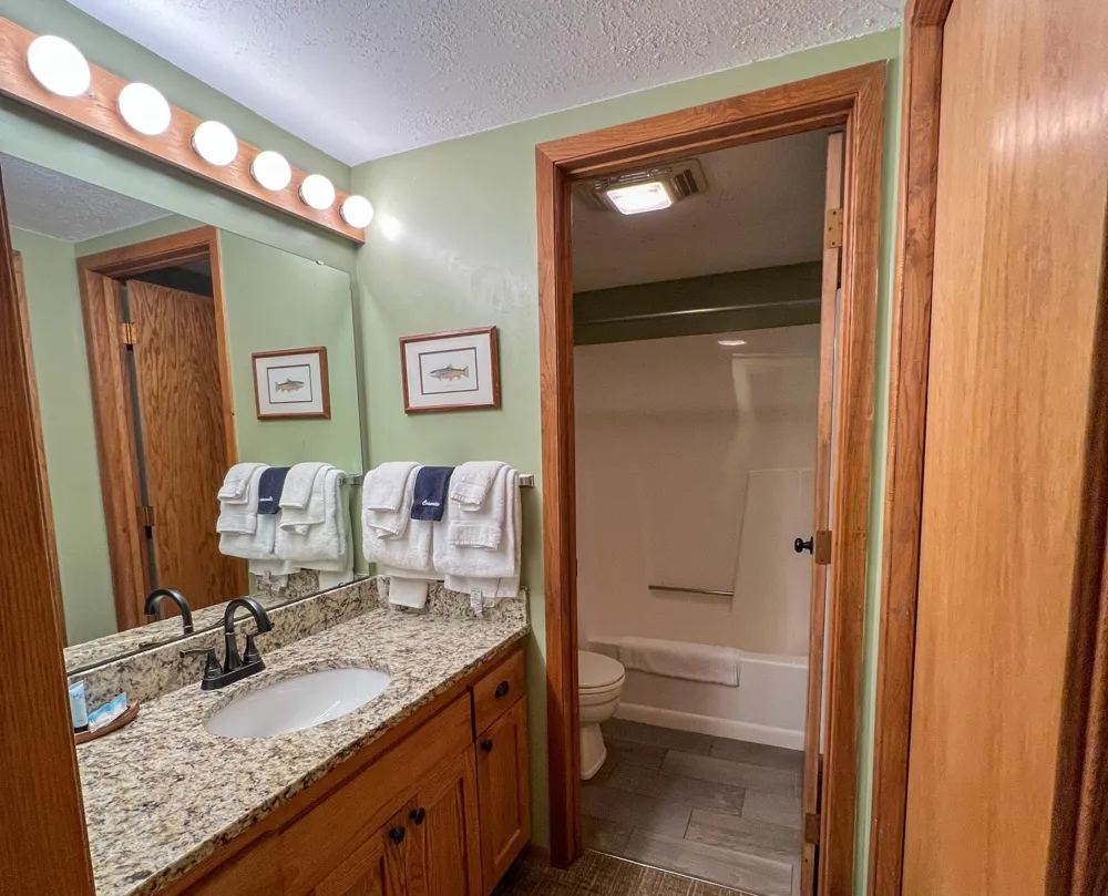 529 Moose Mountain Drive Lutsen, MN 55615