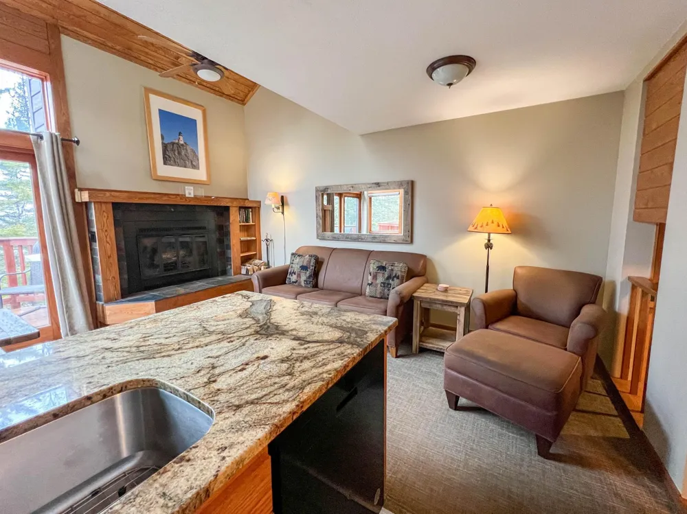 529 Moose Mountain Drive Lutsen, MN 55615