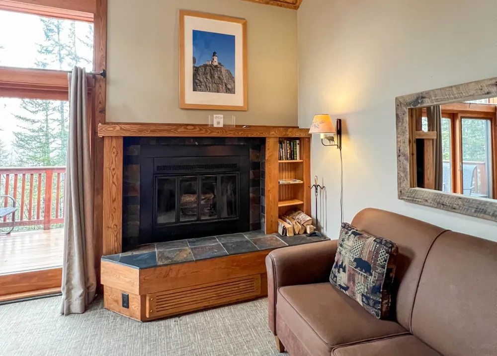 529 Moose Mountain Drive Lutsen, MN 55615