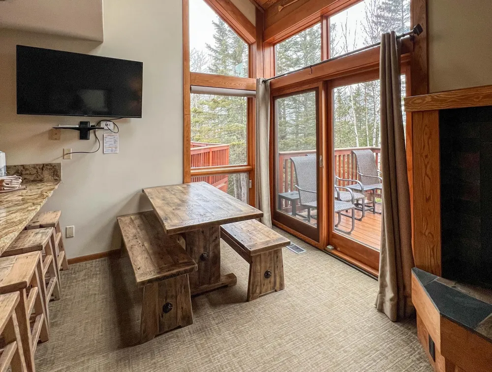 529 Moose Mountain Drive Lutsen, MN 55615