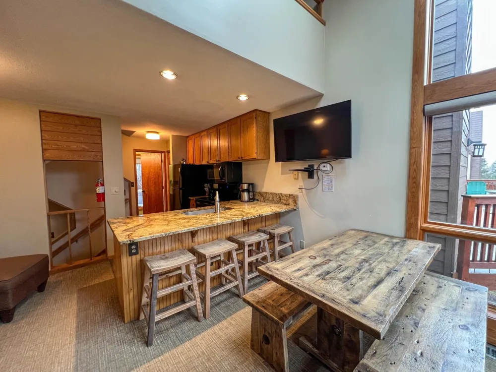 529 Moose Mountain Drive Lutsen, MN 55615