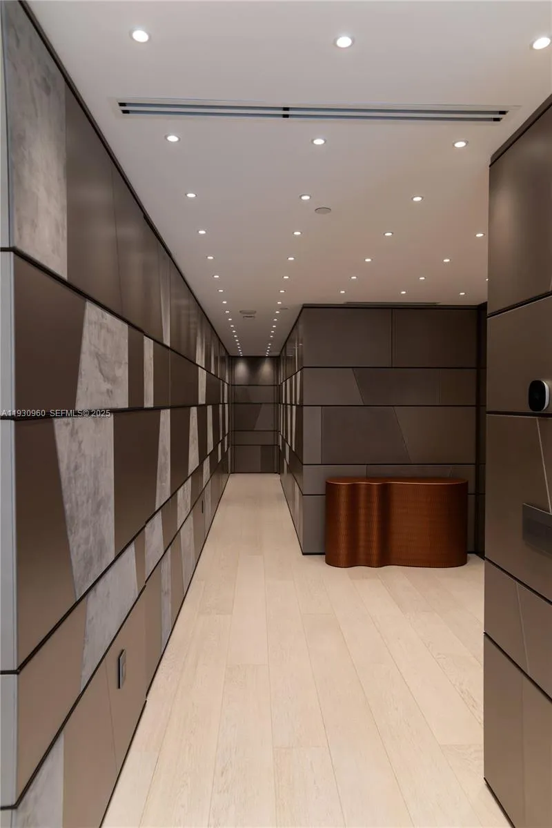 10101 Collins Ave #4A Bal Harbour, FL 33154