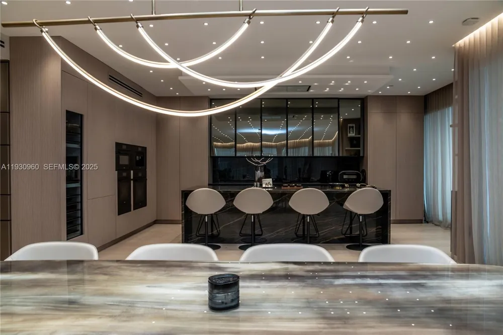 10101 Collins Ave #4A Bal Harbour, FL 33154
