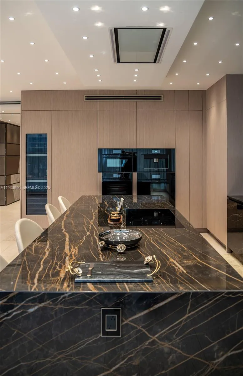 10101 Collins Ave #4A Bal Harbour, FL 33154