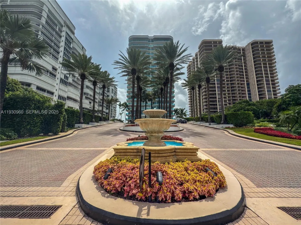 10101 Collins Ave #4A Bal Harbour, FL 33154