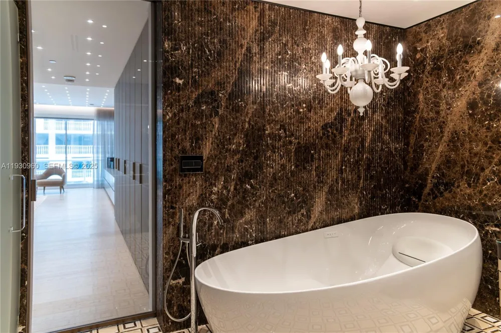 10101 Collins Ave #4A Bal Harbour, FL 33154