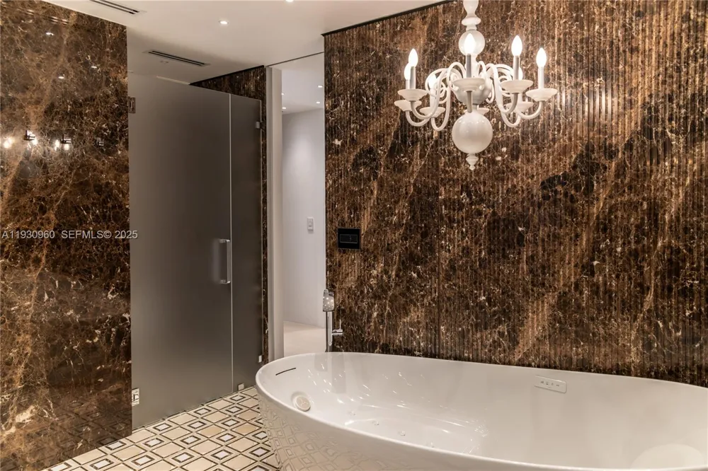 10101 Collins Ave #4A Bal Harbour, FL 33154