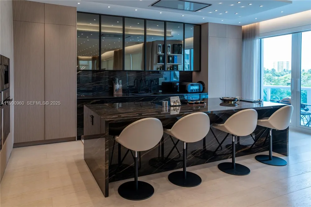 10101 Collins Ave #4A Bal Harbour, FL 33154