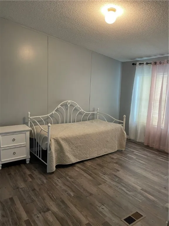 1100 Naranjo Street Sinton, TX 78387