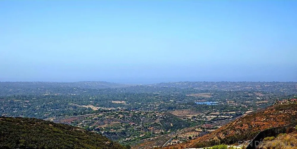 8737 Via Rancho Cielo Rancho Santa Fe, CA 92067