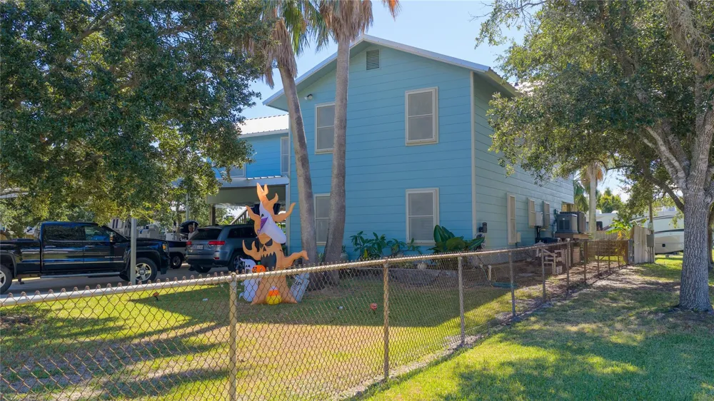 509 Monroe Avenue Port O Connor, TX 77982