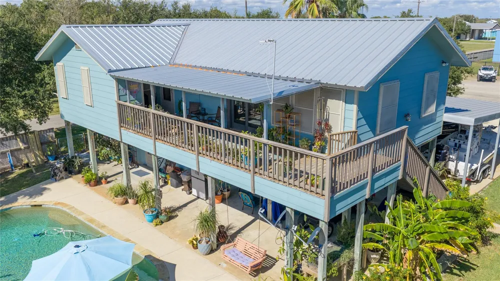 509 Monroe Avenue Port O Connor, TX 77982