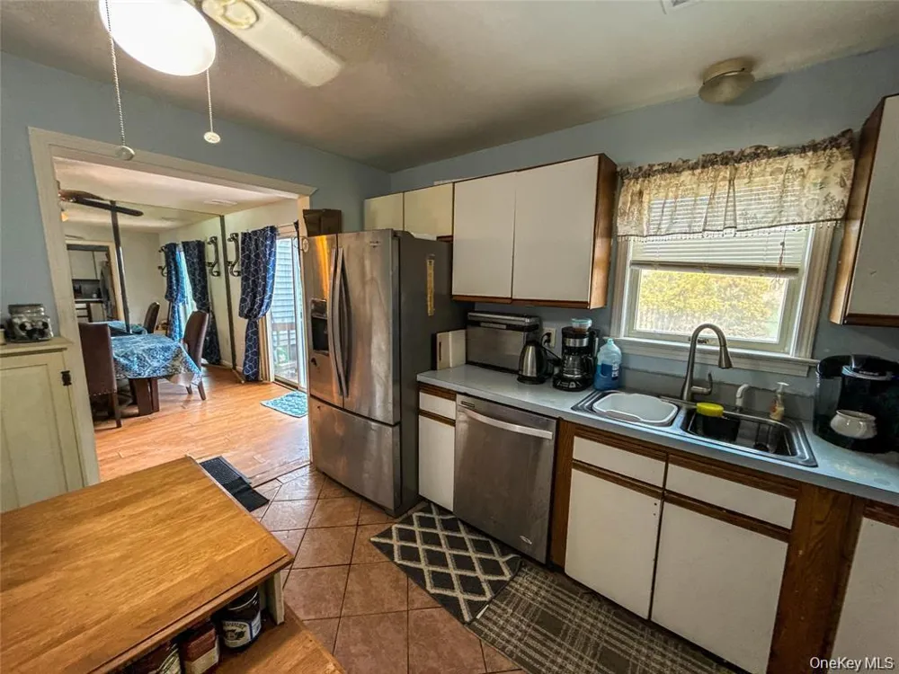 33 Muntz Lane Garnerville, NY 10923