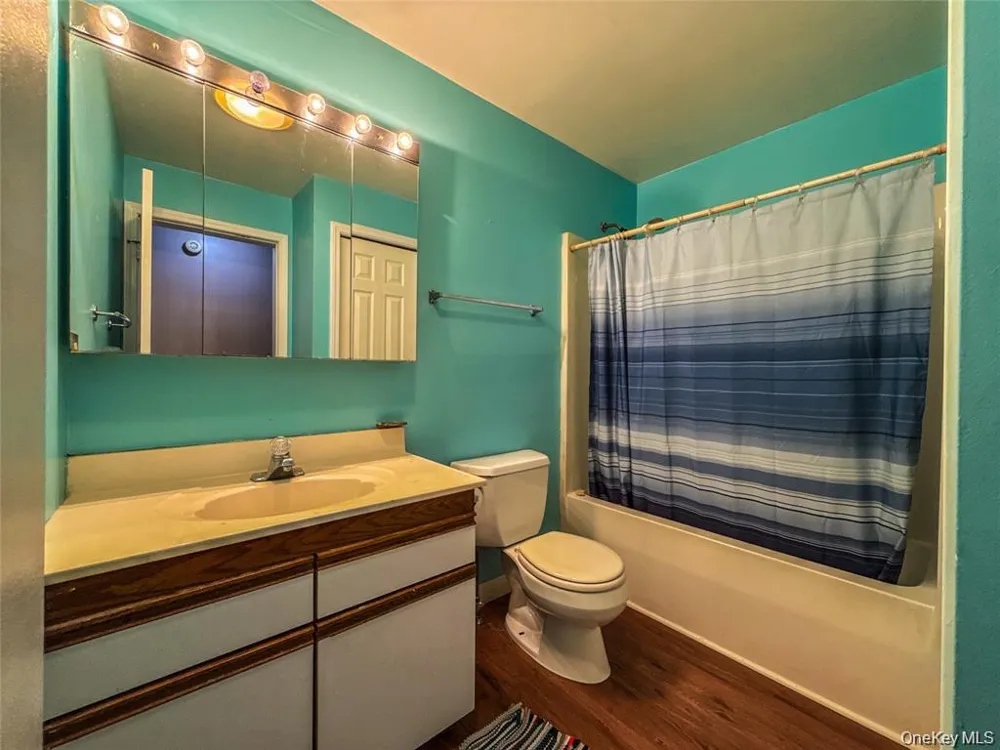 33 Muntz Lane Garnerville, NY 10923