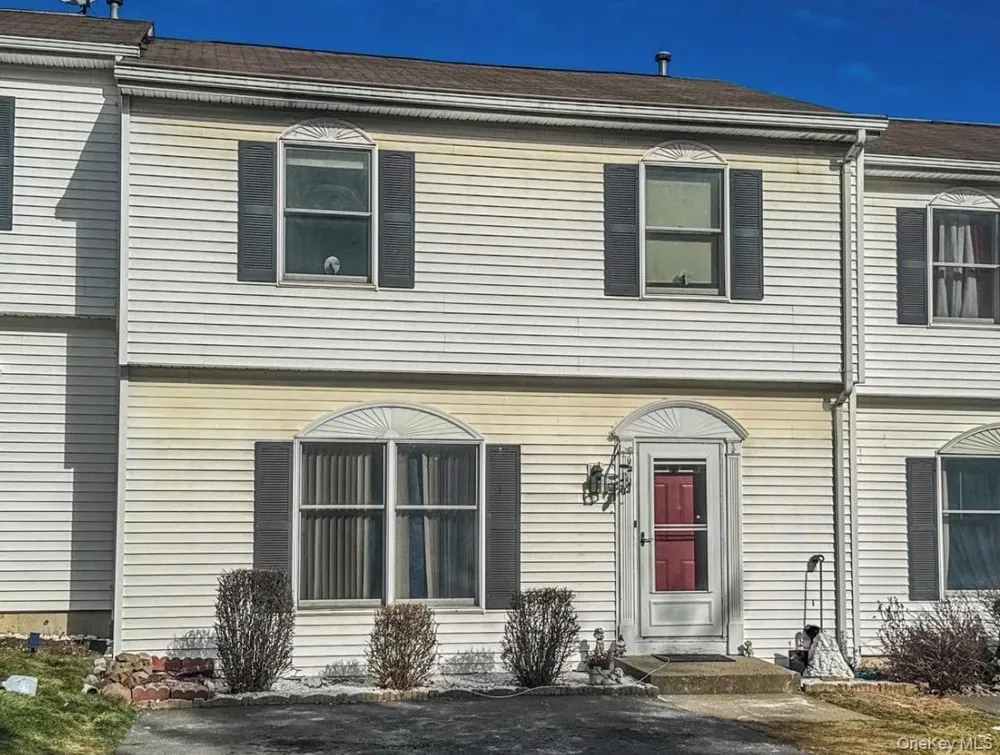 33 Muntz Lane Garnerville, NY 10923
