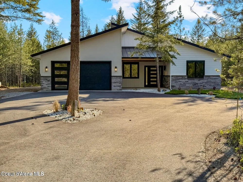 624 Satchel Drive Spirit Lake, ID 83869
