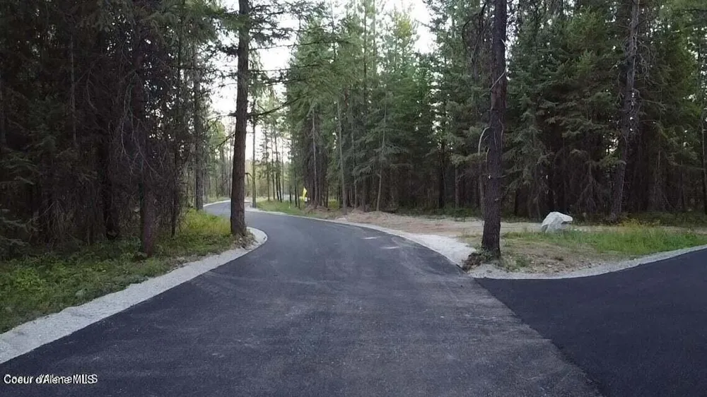 624 Satchel Drive Spirit Lake, ID 83869