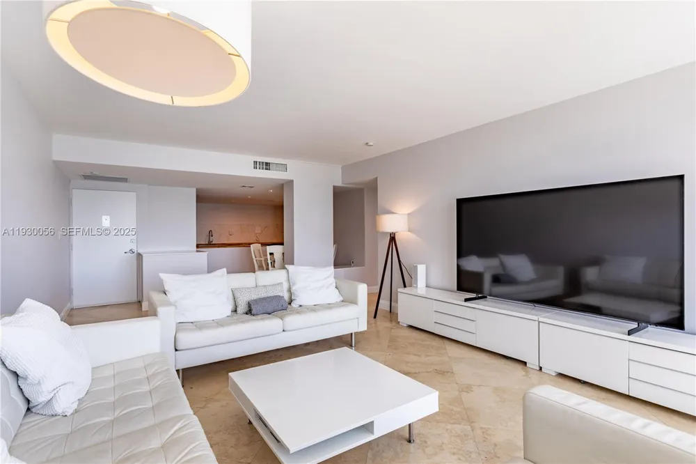 1200 West Ave #526 Miami Beach, FL 33139