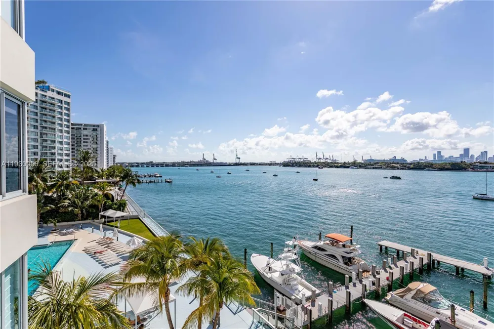 1200 West Ave #526 Miami Beach, FL 33139
