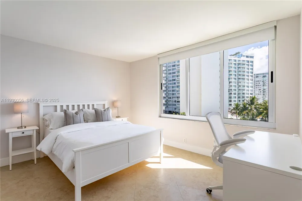 1200 West Ave #526 Miami Beach, FL 33139