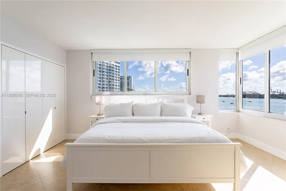 1200 West Ave #526 Miami Beach, FL 33139