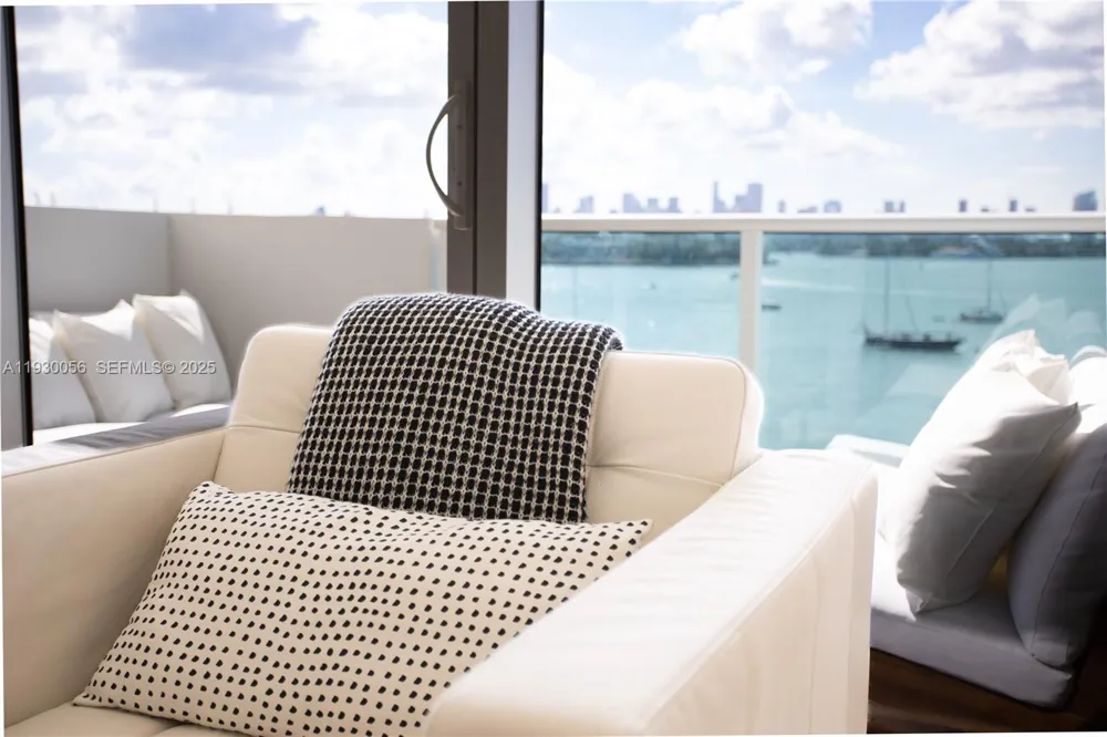 1200 West Ave #526 Miami Beach, FL 33139