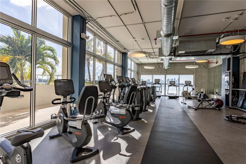 1200 West Ave #526 Miami Beach, FL 33139