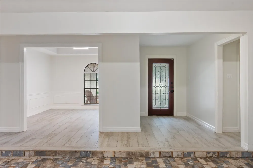 109 White Sands Drive Lakeway, TX 78734