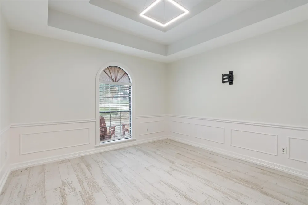 109 White Sands Drive Lakeway, TX 78734