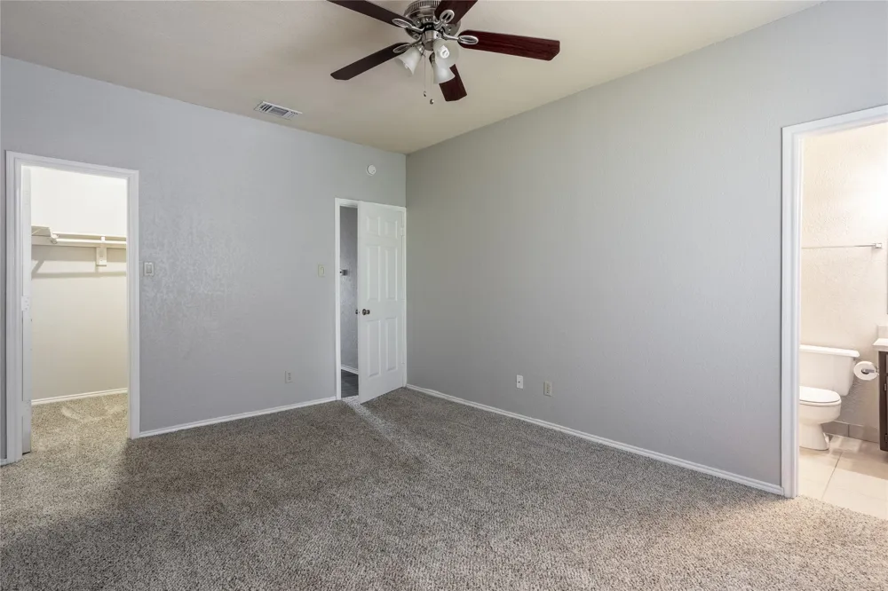 400 E Pearl Granbury, TX 76048
