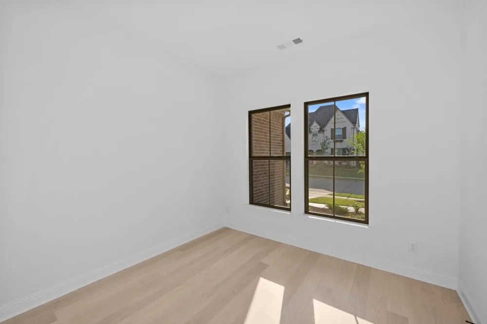 1412 Buttercup Avenue Aubrey, TX 76227