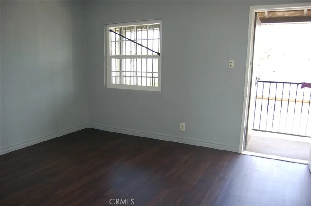 422 W Palm Street #424 1/2D Compton, CA 90220
