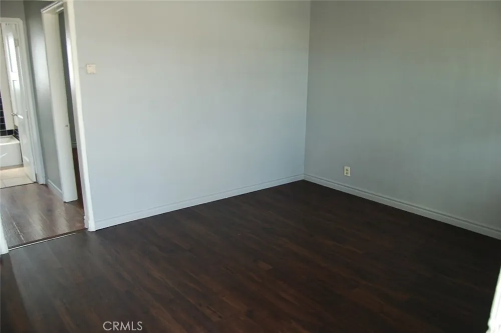 422 W Palm Street #424 1/2D Compton, CA 90220