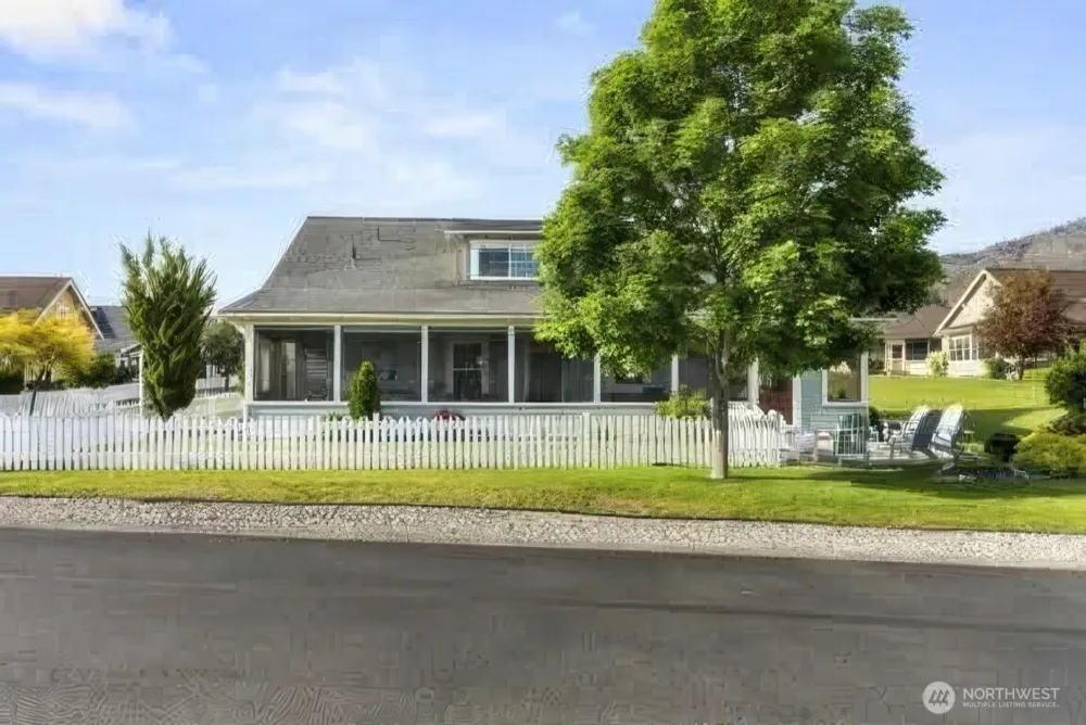 100 Timbuktu Lane Oroville, WA 98844