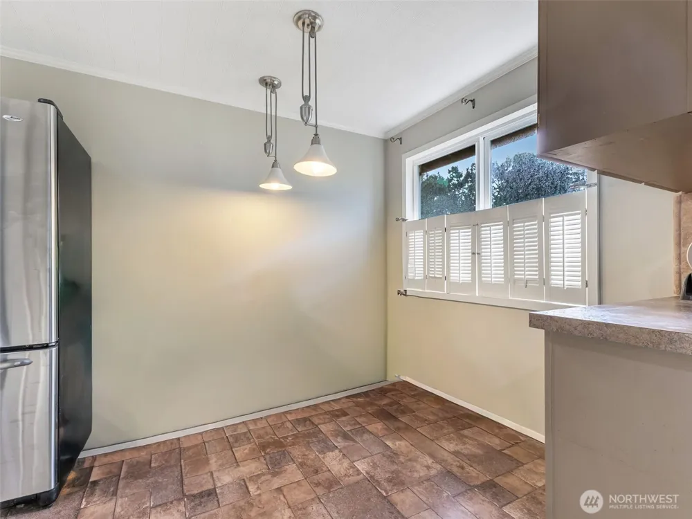 23716 J PLACE Ocean Park, WA 98640