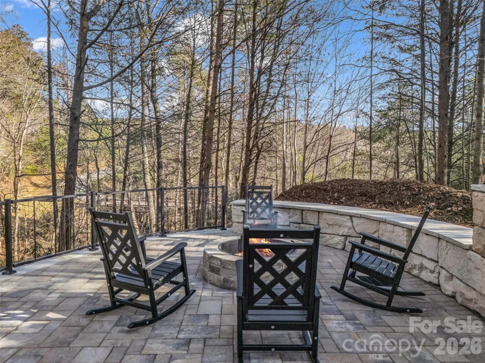 61 Deep Gap Farm Road E Mill Spring, NC 28756