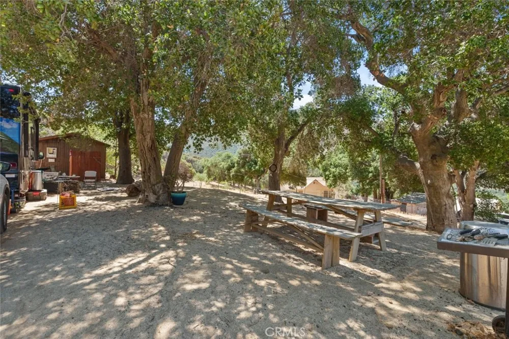39813 Calle Carona Green Valley, CA 91390