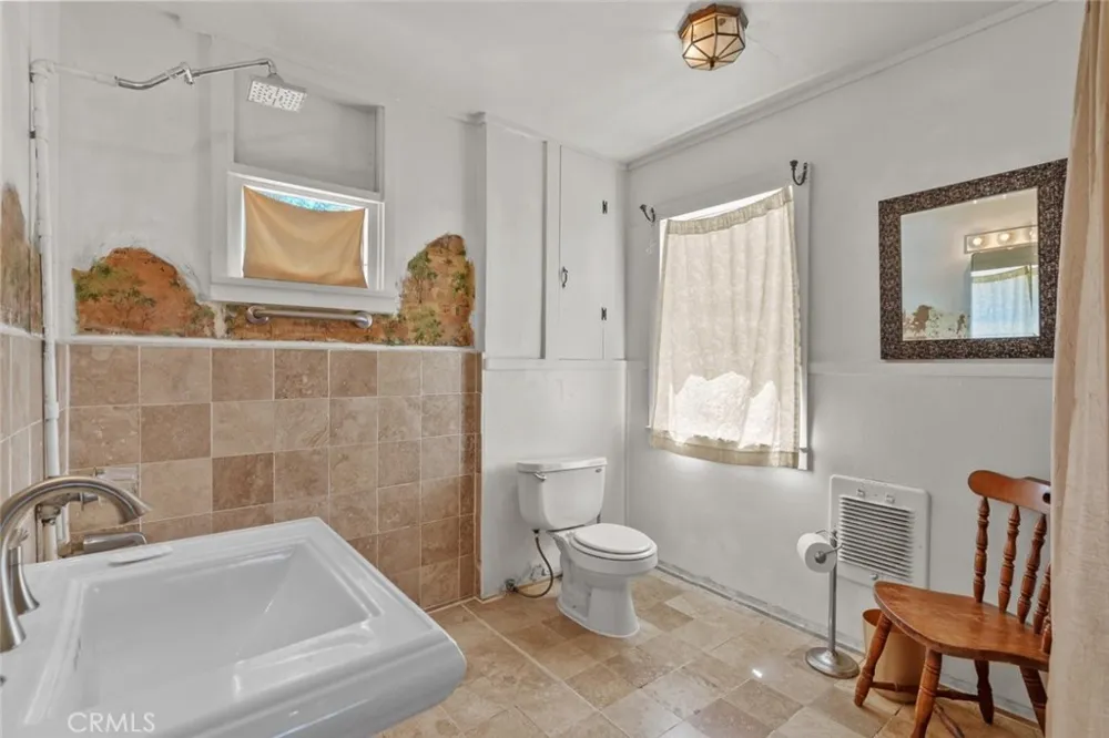 39813 Calle Carona Green Valley, CA 91390