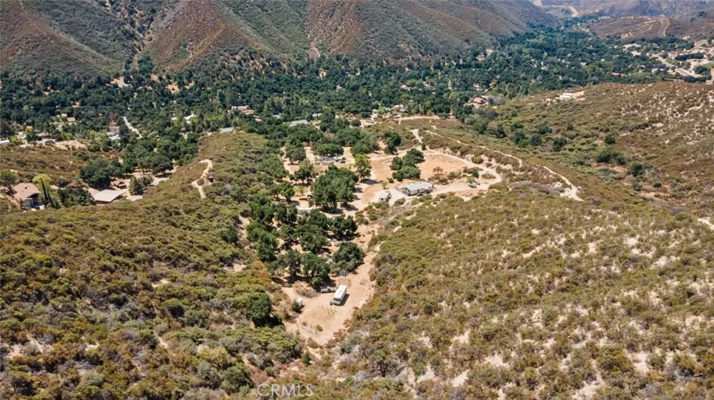 39813 Calle Carona Green Valley, CA 91390