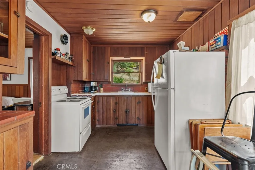 39813 Calle Carona Green Valley, CA 91390