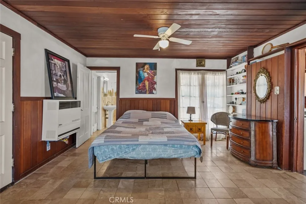 39813 Calle Carona Green Valley, CA 91390