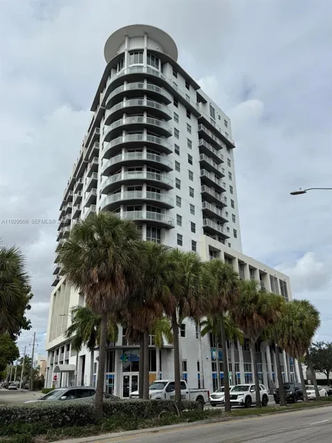 1 Glen Royal Pkwy #1612