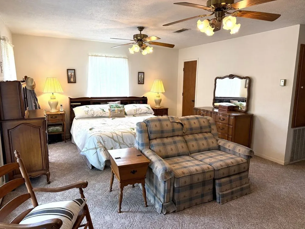 719 Hickory Hill Drive Burkeville, TX 75932