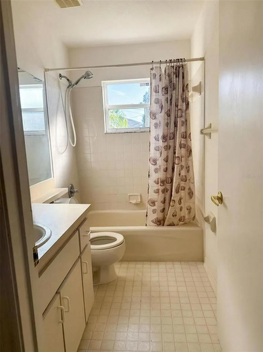 702 TARTAN LOOP Lake Wales, FL 33853